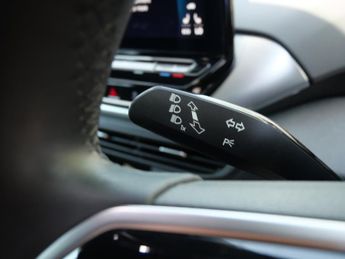 Volkswagen ID.4 Pure Performance 52kWh Life Edition Electric Auto (170 ps) 5dr 1