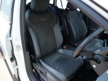 Volkswagen ID.4 Pure Performance 52kWh Life Edition Electric Auto (170 ps) 5dr 1