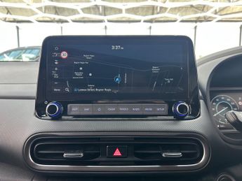 Hyundai Kona 1.6 h-GDi Premium SUV Petrol Hybrid DCT Euro 6 (s/s) (141 ps) 5d