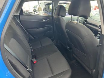 Hyundai Kona 1.6 h-GDi Premium SUV Petrol Hybrid DCT Euro 6 (s/s) (141 ps) 5d