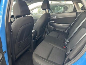 Hyundai Kona 1.6 h-GDi Premium SUV Petrol Hybrid DCT Euro 6 (s/s) (141 ps) 5d