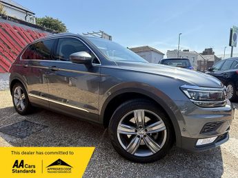 Volkswagen Tiguan 2.0 TSI BlueMotion Tech SEL SUV 5dr Petrol DSG 4Motion Euro 6 (s