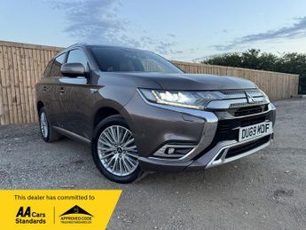 Mitsubishi Outlander 2.4h TwinMotor 13.8kWh 4h SUV 5dr Petrol Plug-in Hybrid CVT 4WD 