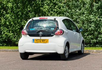 Toyota Aygo 1.0 VVT-i Ice Hatchback 5dr Petrol Manual Euro 5 (67 ps)