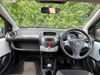 Toyota Aygo 1.0 VVT-i Ice Hatchback 5dr Petrol Manual Euro 5 (67 ps)