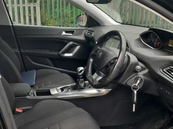 Peugeot 308 SW 1.6 e-HDi Allure Estate 5dr Diesel Manual Euro 5 (s/s) (115 ps)