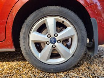 Ford Focus 1.6 Style 5dr