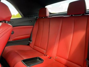 BMW 2 Series 2.0 220i M Sport Convertible 2dr Petrol Auto Euro 6 (s/s) (184 p