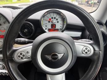 Mini Hatch 1.6 Cooper Hatchback 3dr Petrol Manual Euro 4 (120 ps)