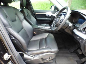 Volvo XC90 2.0 D5 PowerPulse Momentum Auto 4WD Euro 6 (s/s) 5dr