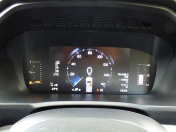 Volvo XC90 2.0 D5 PowerPulse Momentum Auto 4WD Euro 6 (s/s) 5dr