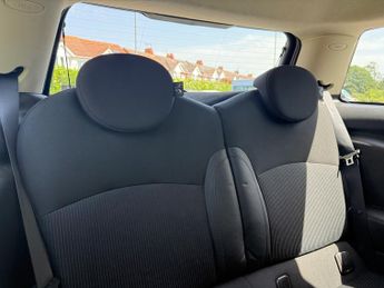 Mini Hatch 1.6 Cooper Hatchback 3dr Petrol Manual Euro 5 (122 ps)