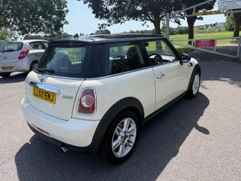 Mini Hatch 1.6 Cooper Hatchback 3dr Petrol Manual Euro 5 (122 ps)