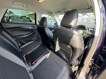 Vauxhall Grandland X 1.2 Turbo GPF Sport Nav SUV 5dr Petrol Auto Euro 6 (s/s) (130 ps