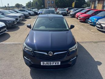 Vauxhall Grandland X 1.2 Turbo GPF Sport Nav SUV 5dr Petrol Auto Euro 6 (s/s) (130 ps
