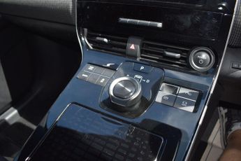 Toyota bZ4X 71.4kWh Pure Auto 5dr (11kW OBC)