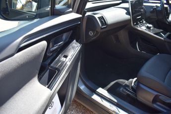 Toyota bZ4X 71.4kWh Pure Auto 5dr (11kW OBC)