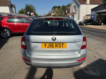 Skoda Octavia 1.6 TDI CR 110 SE Business 5dr