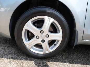 Toyota Yaris 1.33 Dual VVT-i TR MultiMode Euro 4 (s/s) 5dr Only 34000 Miles 3