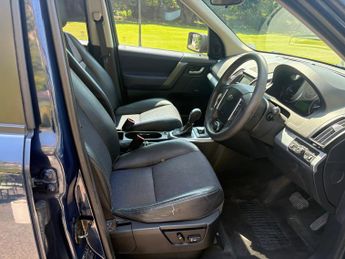 Land Rover Freelander 2 2.2 TD4 XS SUV 5dr Diesel Auto 4WD Euro 4 (160 ps)