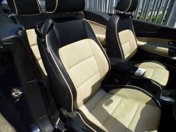 Volkswagen Eos 2.0 TSI Individual Cabriolet DSG Euro 5 2dr