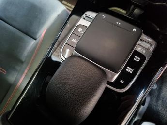 Mercedes-Benz A Class 1.5 A180d AMG Line (Premium) Hatchback 5dr Diesel 7G-DCT - ABSOL