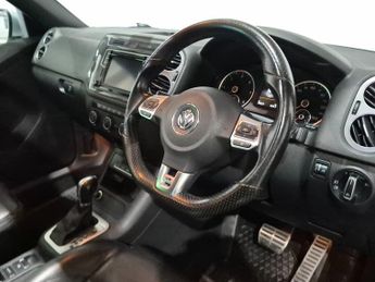 Volkswagen Tiguan 2.0 TDI BlueMotion Tech R-Line Edition SUV 5dr Diesel DSG 4WD Eu