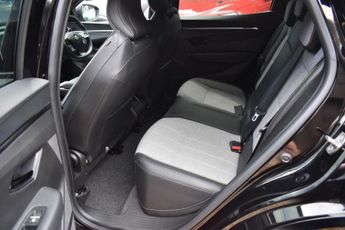 Renault Megane E-Tech 60kWh techno+ Auto 5dr (optimum charge)