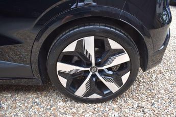 Renault Megane E-Tech 60kWh techno+ Auto 5dr (optimum charge)