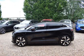 Renault Megane E-Tech 60kWh techno+ Auto 5dr (optimum charge)