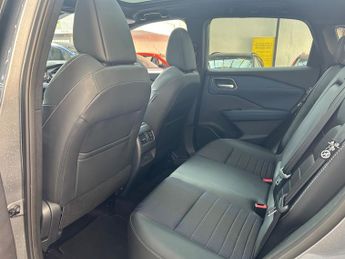 Nissan Qashqai 1.3 DIG-T MHEV Tekna SUV Petrol Hybrid XTRON Euro 6 (s/s) (158 p