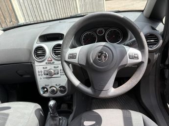 Vauxhall Corsa 1.4 16V Exclusiv Hatchback 3dr Petrol Auto Euro 5 (100 ps)