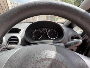 Vauxhall Corsa 1.4 16V Exclusiv Hatchback 3dr Petrol Auto Euro 5 (100 ps)