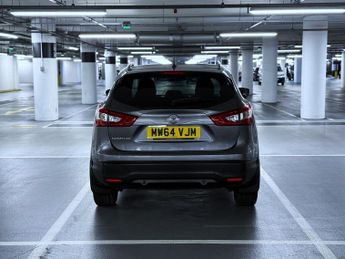 Nissan Qashqai 1.2 DIG-T n-tec+ SUV 5dr Petrol XTRON 2WD Euro 5 (s/s) (115 ps)