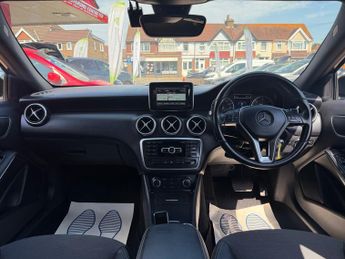 Mercedes-Benz A Class 1.5 A180 CDI SE Hatchback 5dr Diesel 7G-DCT Euro 5 (s/s) (109 ps