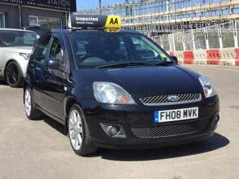 Ford Fiesta 1.4 TDCi Zetec Blue Edition Hatchback 5dr Diesel Manual (119 g/k