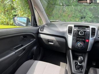 Kia Venga 1.4 EcoDynamics 1 MPV 5dr Petrol Manual Euro 5 (s/s) (89 bhp)