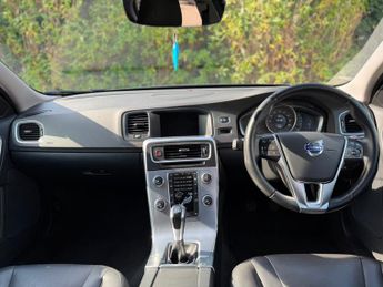 Volvo S60 2.0 T4 SE Nav Saloon 4dr Petrol Manual Euro 6 (s/s) (190 ps)