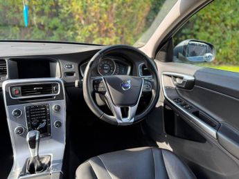 Volvo S60 2.0 T4 SE Nav Saloon 4dr Petrol Manual Euro 6 (s/s) (190 ps)