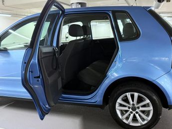 Volkswagen Polo 1.4 S Hatchback 5dr Petrol Automatic (185 g/km, 74 bhp)