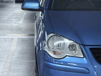 Volkswagen Polo 1.4 S Hatchback 5dr Petrol Automatic (185 g/km, 74 bhp)