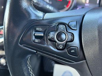 Vauxhall Astra 1.4i Turbo SRi Nav Auto Euro 6 (s/s) 5dr