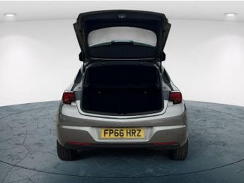 Vauxhall Astra 1.4i Turbo SRi Nav Auto Euro 6 (s/s) 5dr