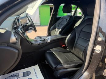 Mercedes-Benz C Class 2.1 C220d AMG Line Saloon 4dr Diesel 7G-Tronic+ Euro 6 (s/s) (17