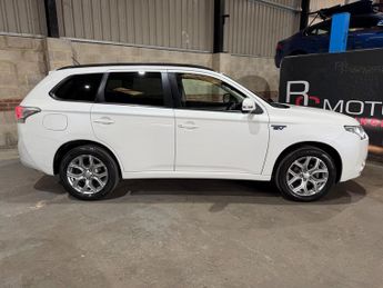 Mitsubishi Outlander 2.0h 12kWh GX3h SUV 5dr Petrol Plug-in Hybrid CVT 4WD Euro 5 (s/
