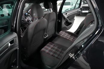 Volkswagen Golf 2.0 TSI GTI Hatchback 5dr Petrol DSG Euro 6 (s/s) (230 ps)