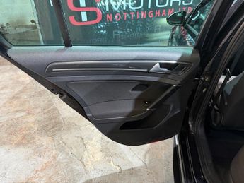 Volkswagen Golf 2.0 TSI GTI Hatchback 5dr Petrol DSG Euro 6 (s/s) (230 ps)