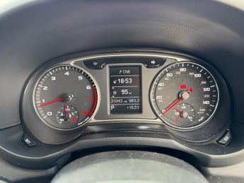 Audi A1 1.4 TFSI Sport Sportback 5dr Petrol S Tronic Euro 6 (s/s) (125 p