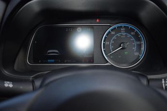 Nissan LEAF 39kWh Tekna Auto 5dr