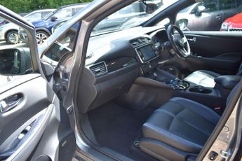 Nissan LEAF 39kWh Tekna Auto 5dr